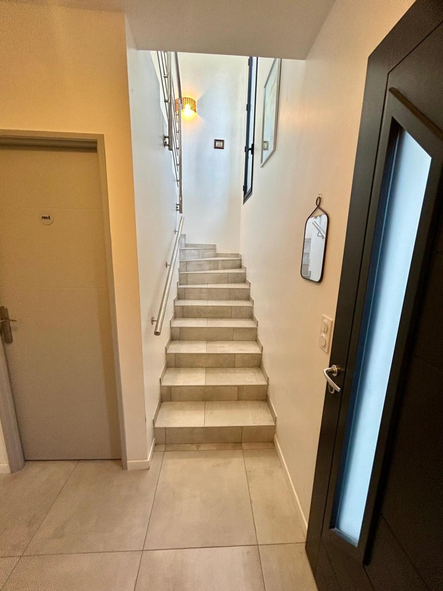 Appartement Luxe Le Levant Hyeres Ngoại thất bức ảnh