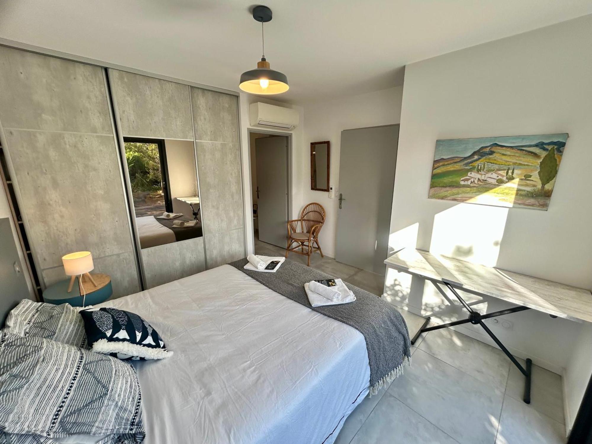 Appartement Luxe Le Levant Hyeres Ngoại thất bức ảnh