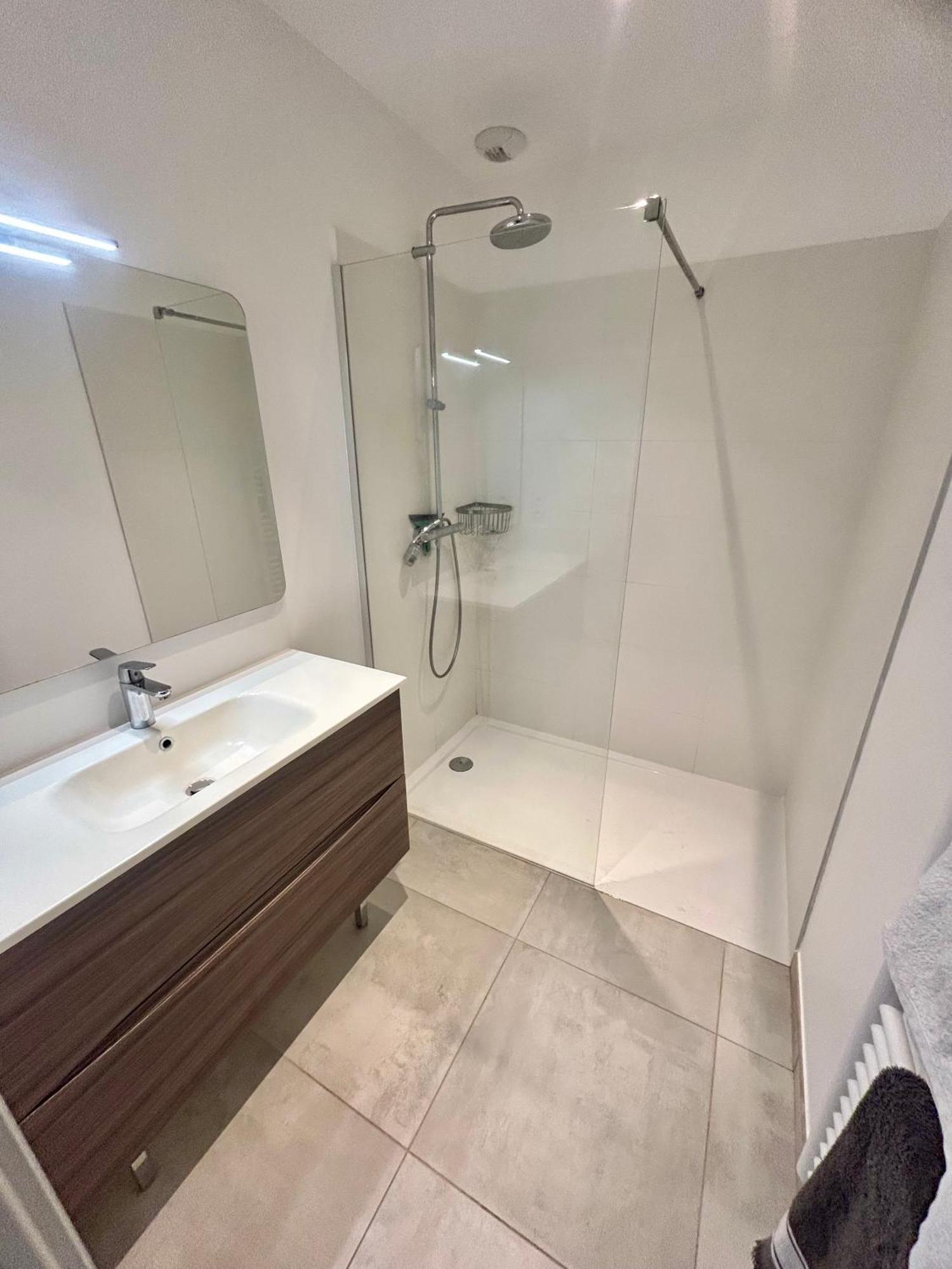 Appartement Luxe Le Levant Hyeres Ngoại thất bức ảnh